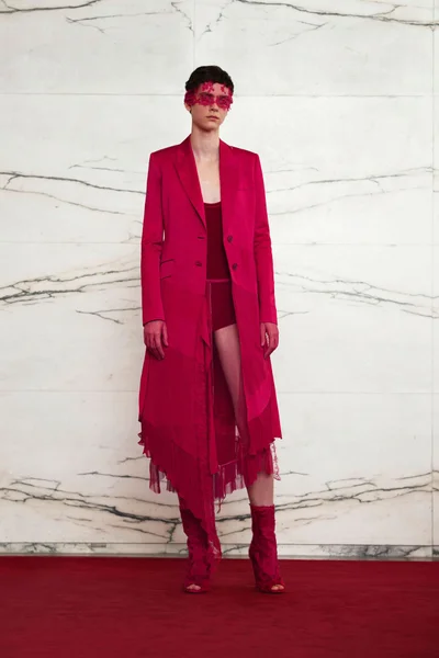 Look 7
